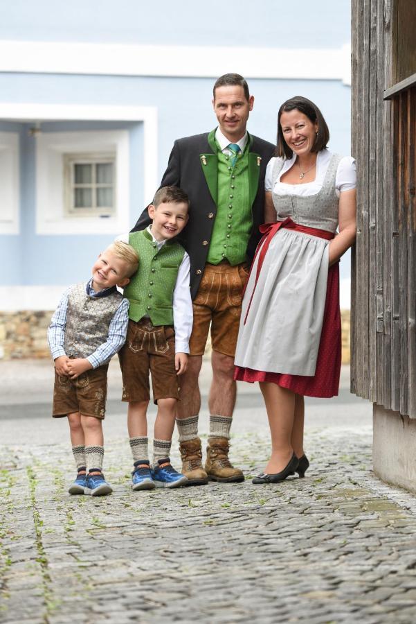 Gasthof - Restaurant Loecker Radstadt Kültér fotó